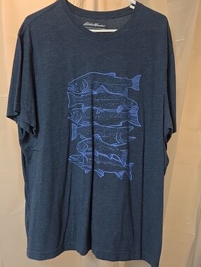 Eddie Bauer Dark Navy Short Sleeve Tee with Light Blue Fish Stack